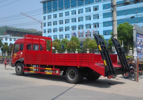 新聞廈門到韶關(guān)廂式車返程車機器設備